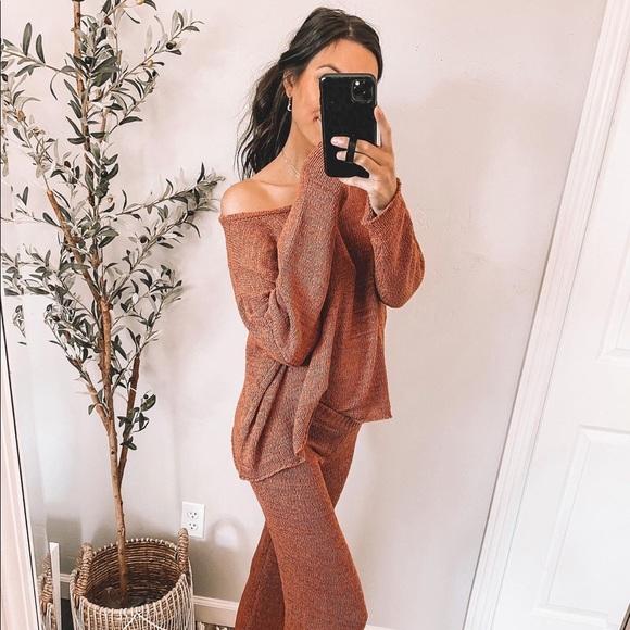 Other - Terracotta knit lounge set